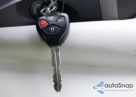 2012 Toyota Corolla S из США, поврежденный, VIN 2T1BU4EE1CC771389